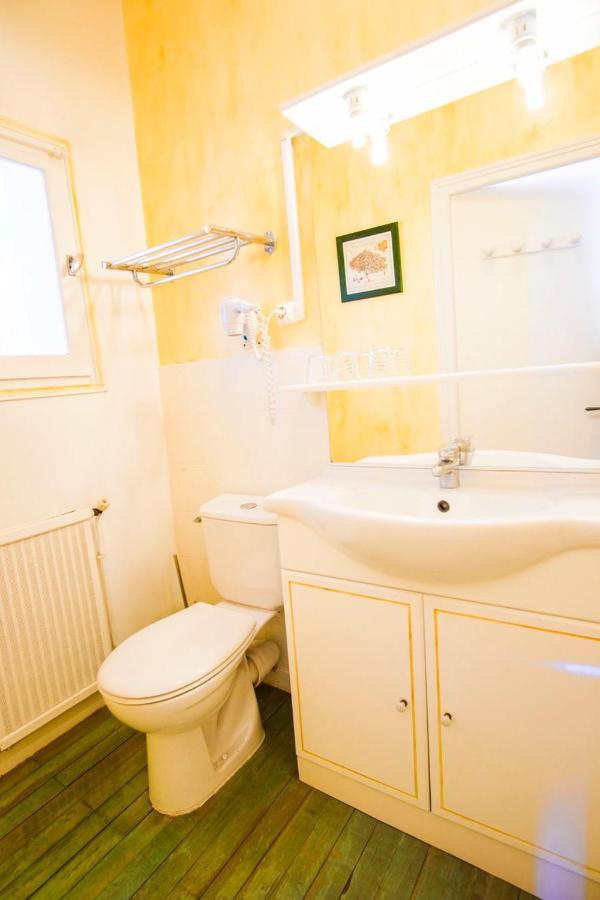 Les Gues Rivieres Bed & Breakfast Pujols  Eksteriør bilde