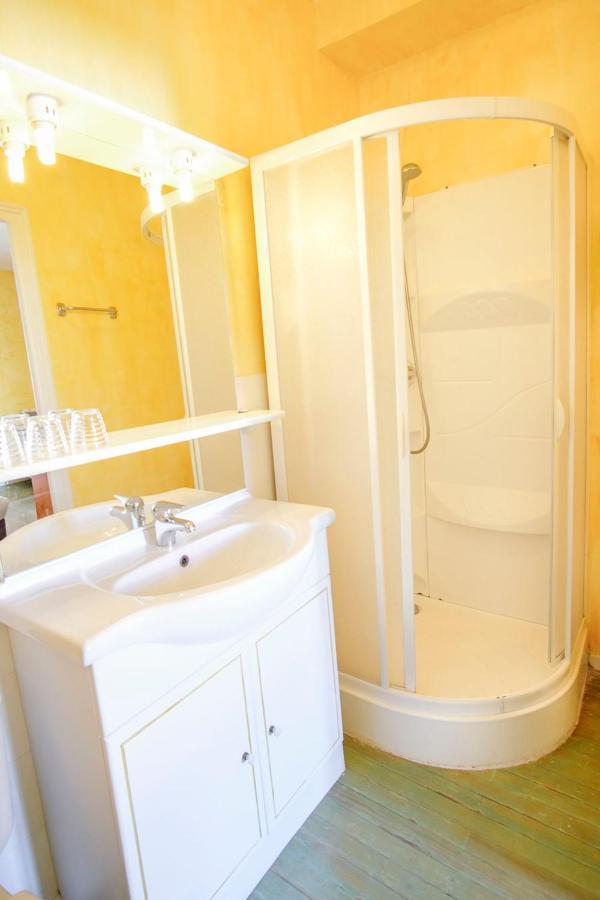 Les Gues Rivieres Bed & Breakfast Pujols  Eksteriør bilde