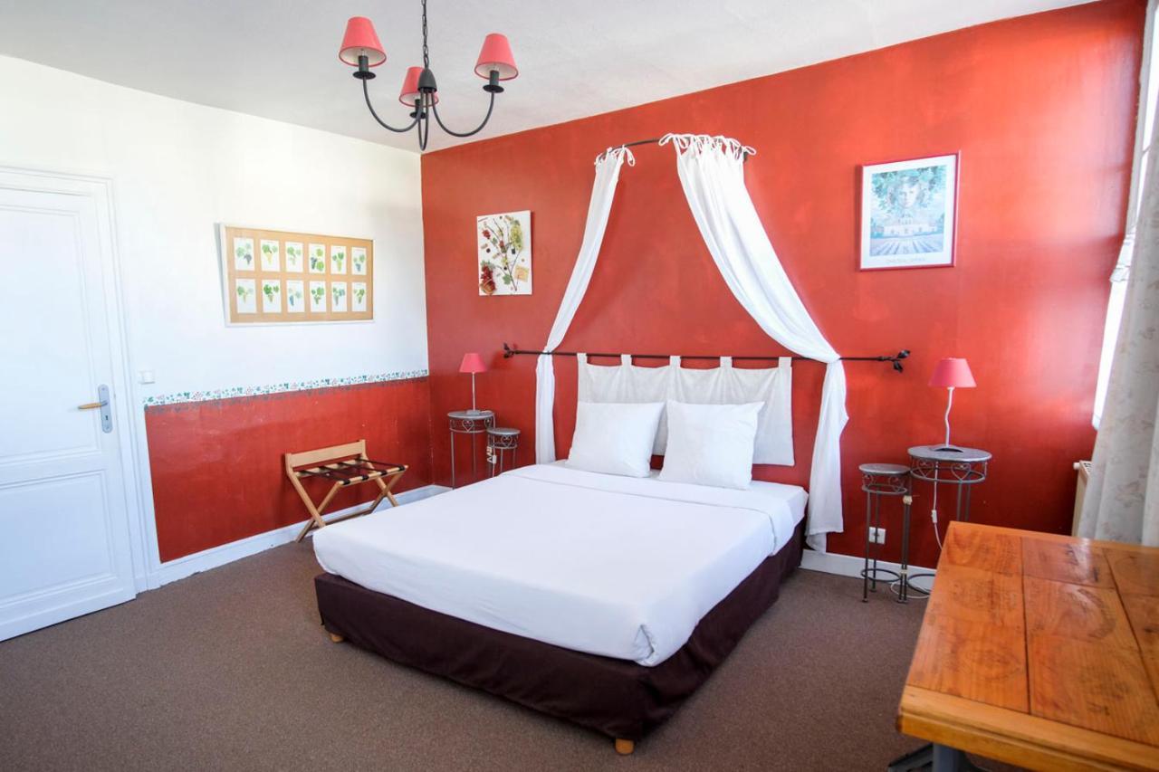 Les Gues Rivieres Bed & Breakfast Pujols  Eksteriør bilde